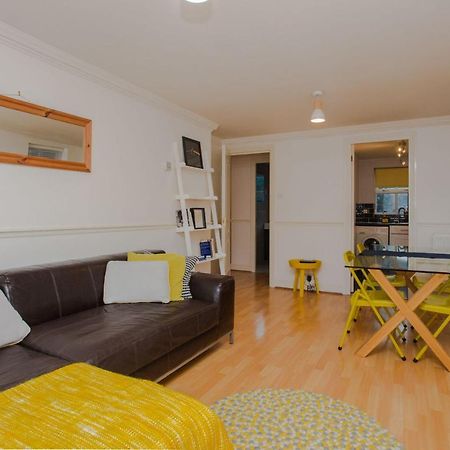 לונדון Contemporary 1Bedroom Flat In Camberwell Oval מראה חיצוני תמונה